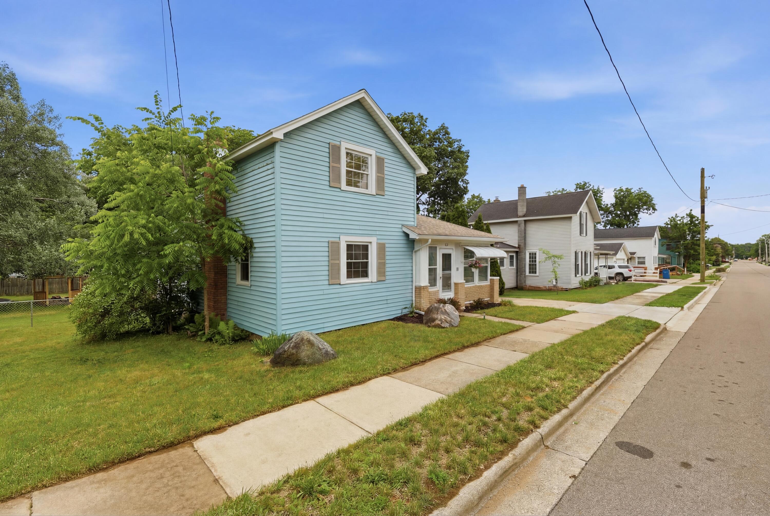 419 N Monroe Street SE