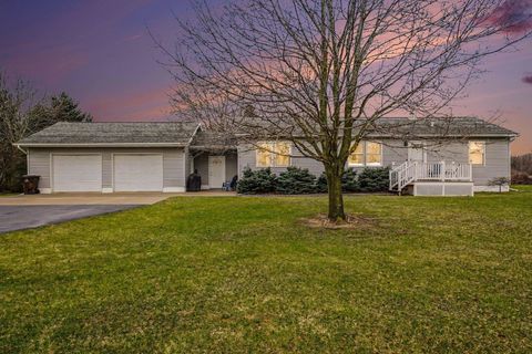 8221 N Rich Road Seville Township MI 48801