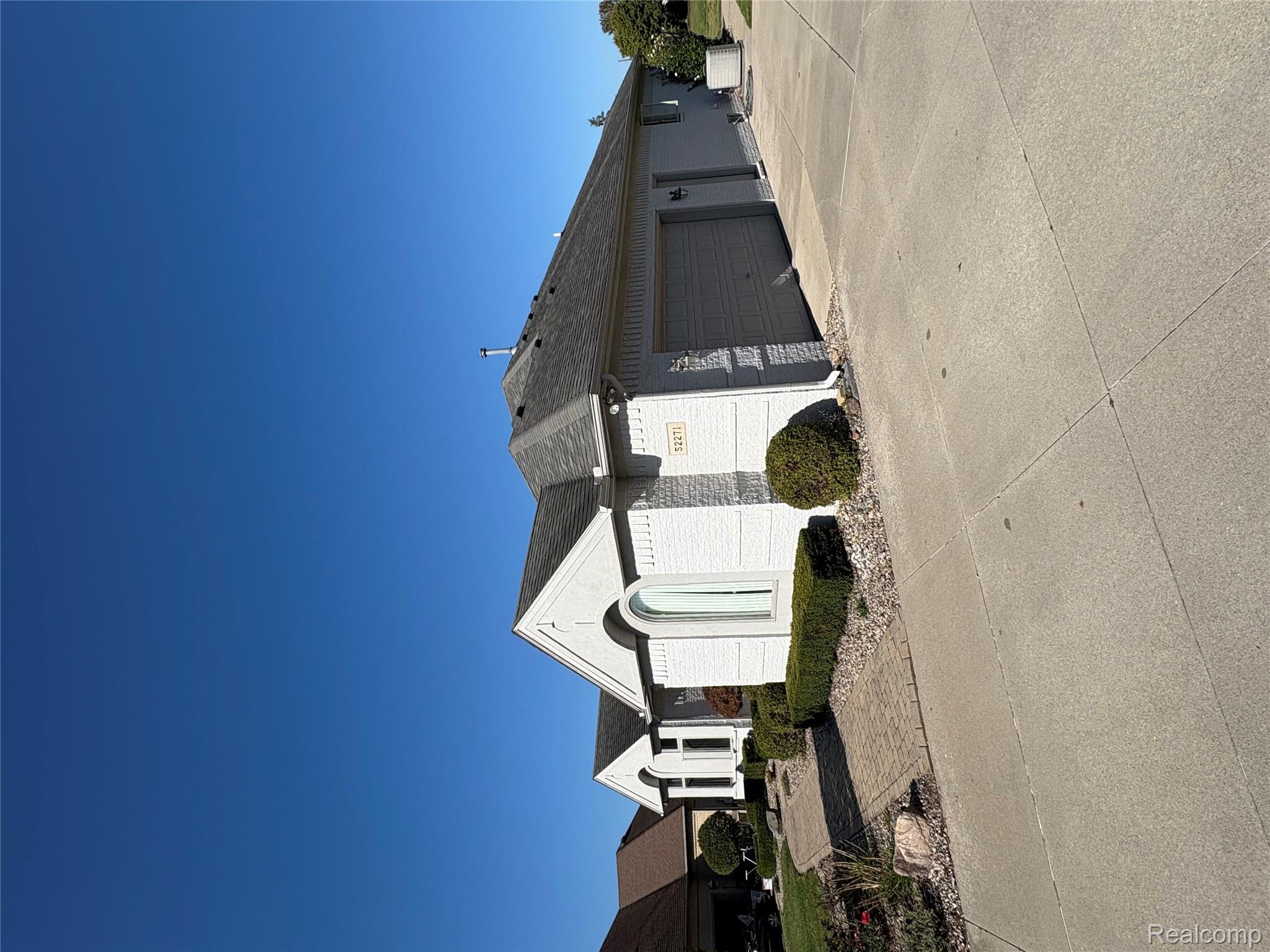 52271 Buckskin Drive