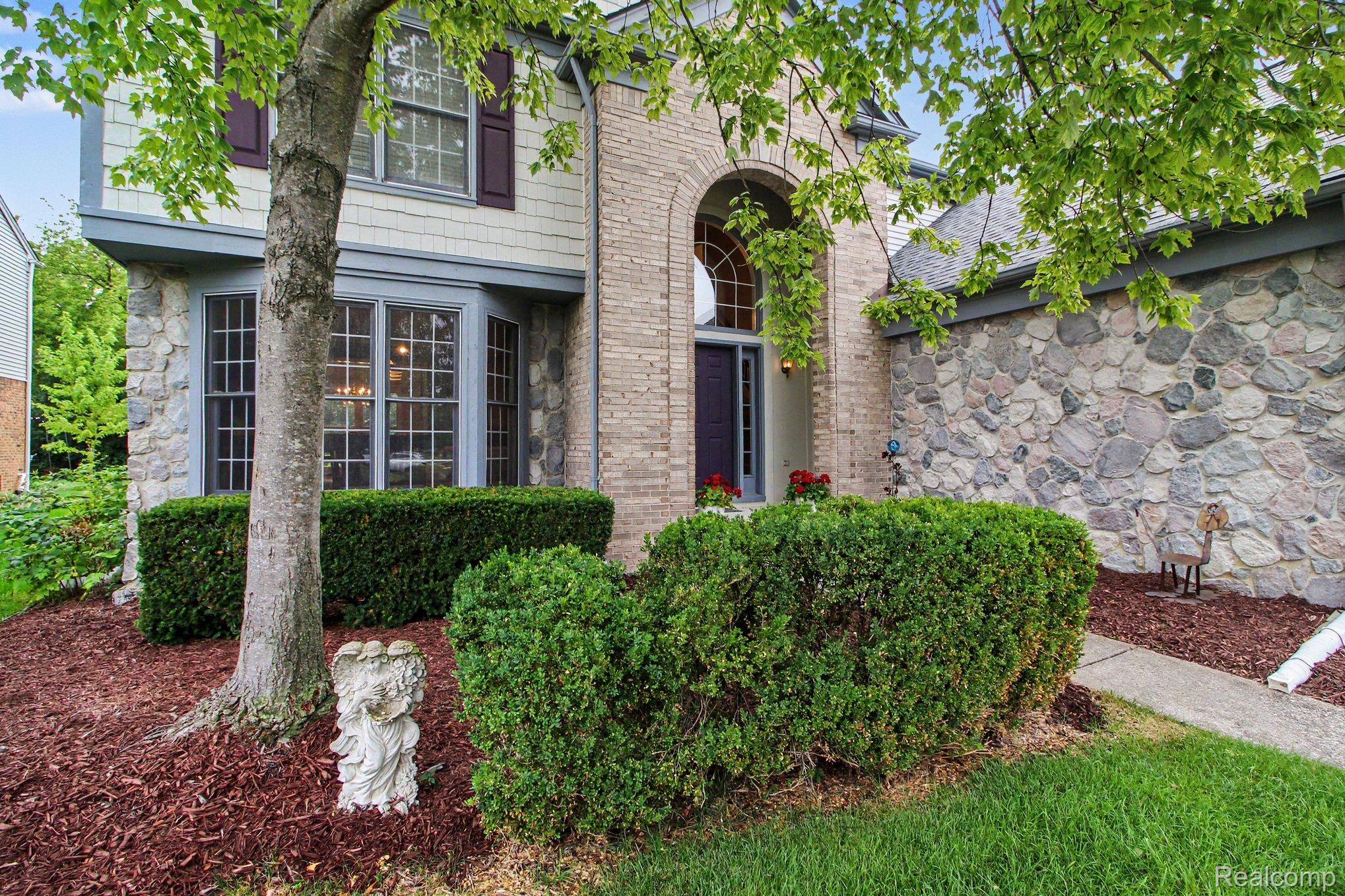 45063 Weymouth Drive