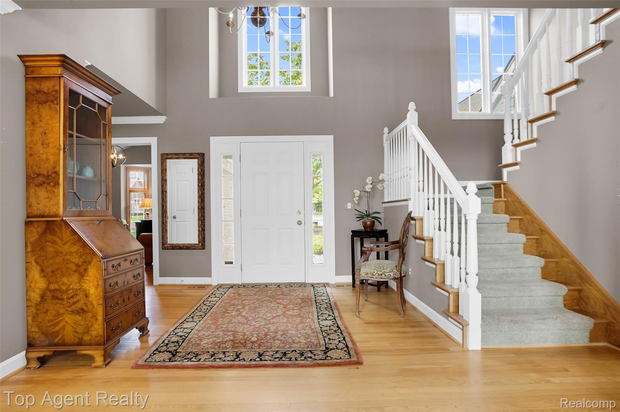 6369 Peach Tree Court