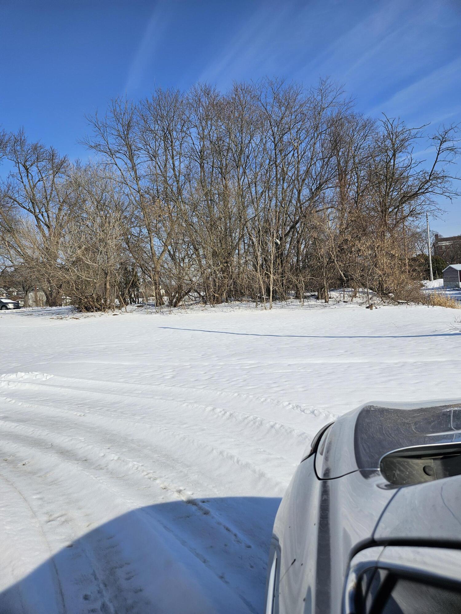 402 N Superior Street
