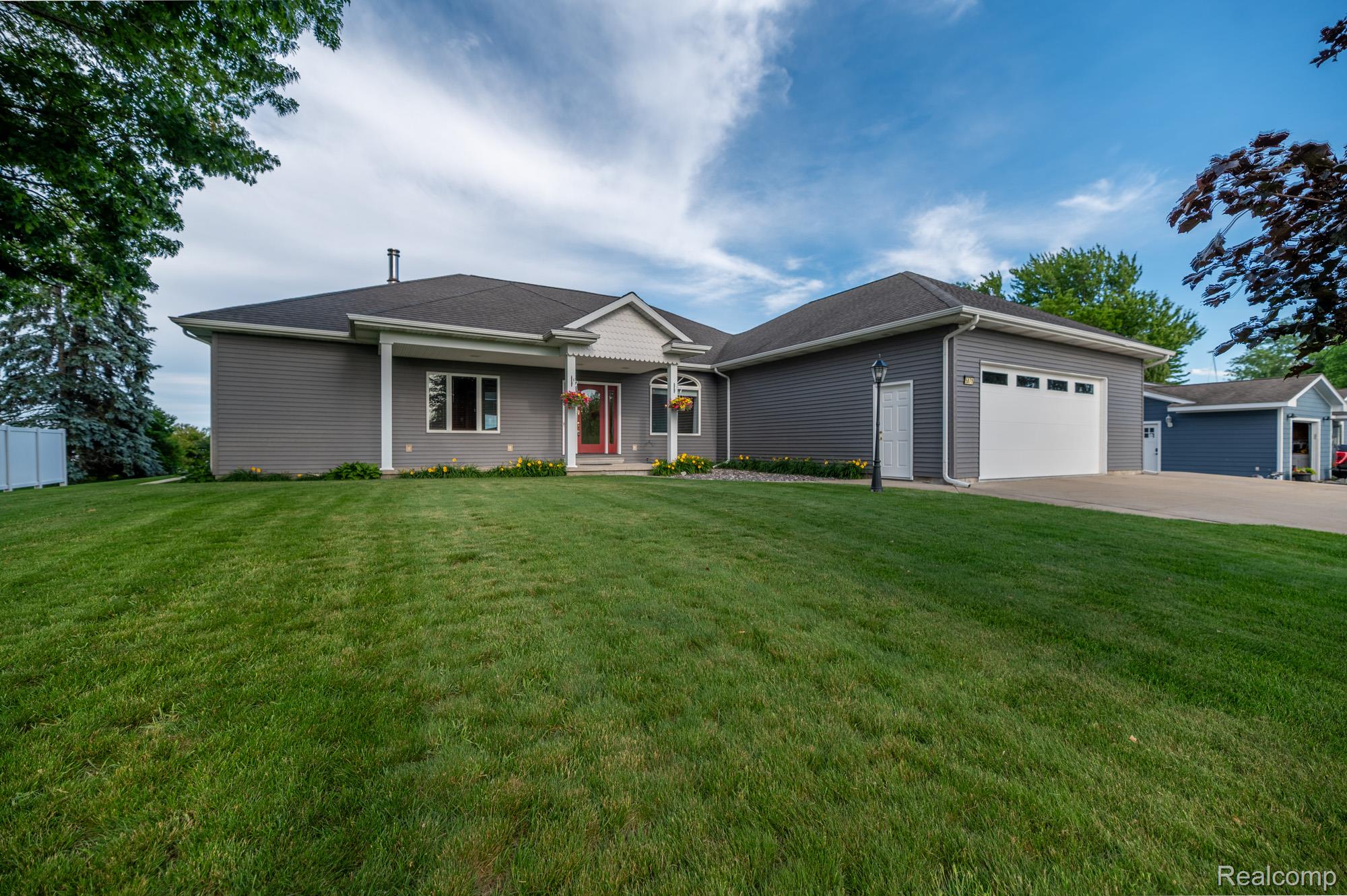 5871 Sandy Drive