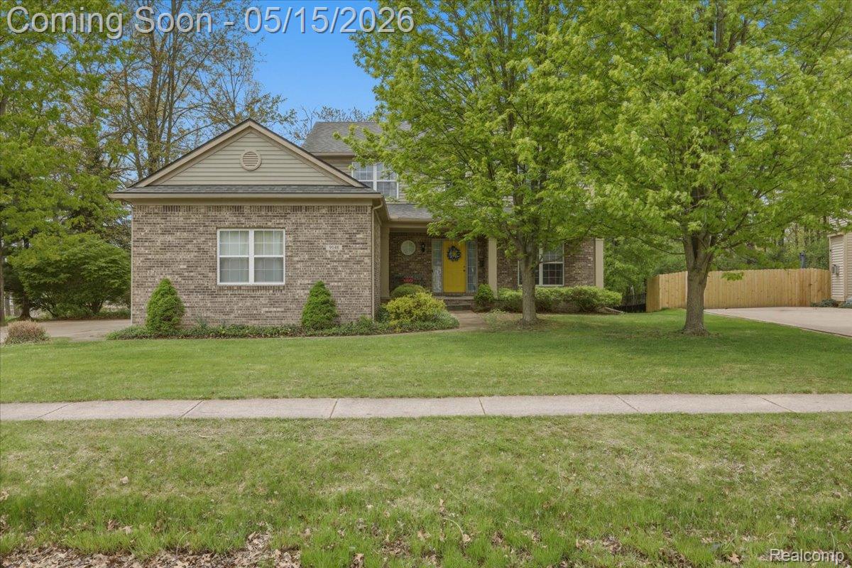 9148 Lakewood Drive