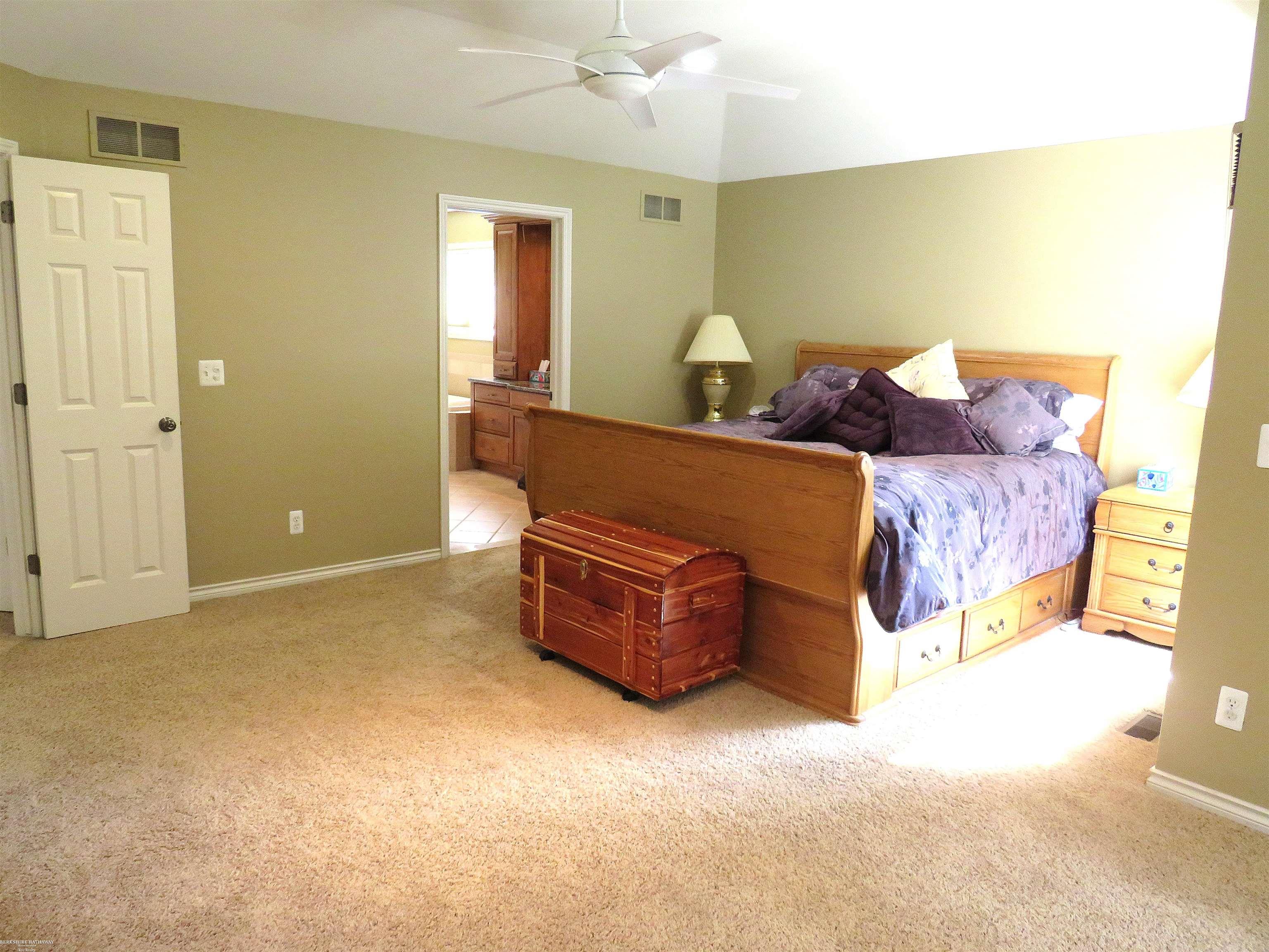 Washington Township, Michigan 48094, United States, 5 Bedrooms Bedrooms, ,4 BathroomsBathrooms,Residential,Active,176622