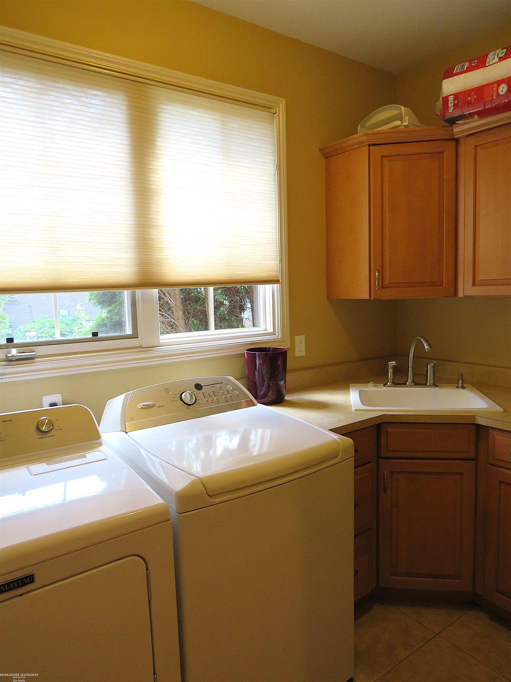 Washington Township, Michigan 48094, United States, 5 Bedrooms Bedrooms, ,4 BathroomsBathrooms,Residential,Active,176622