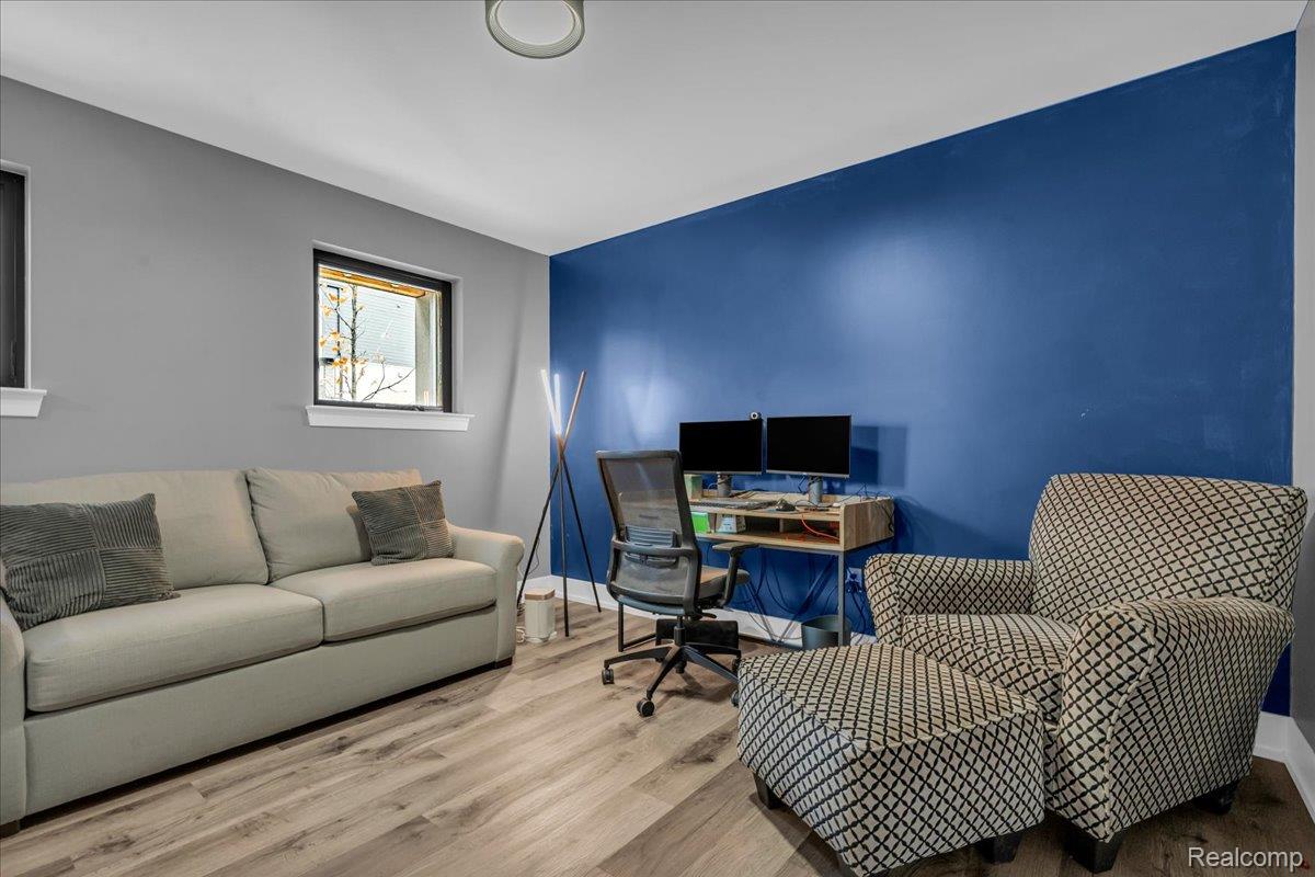 Detroit, Michigan 48207, United States, 3 Bedrooms Bedrooms, ,3 BathroomsBathrooms,Residential,Coming Soon,248464