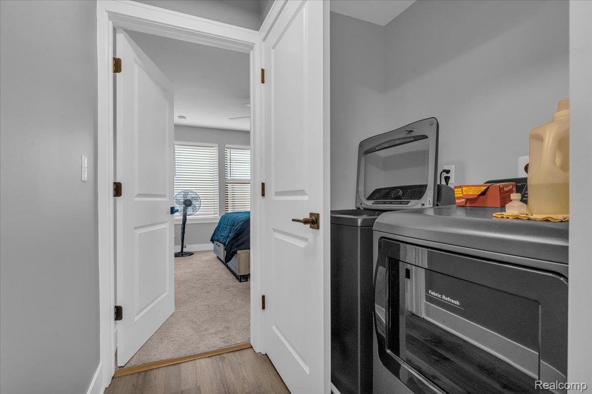 Detroit, Michigan 48207, United States, 3 Bedrooms Bedrooms, ,3 BathroomsBathrooms,Residential,Coming Soon,248464