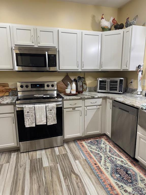 47544 Pembroke Drive