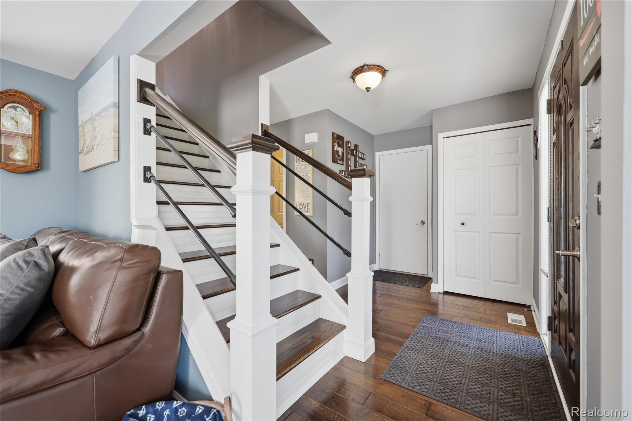 6003 Cedar Bend Drive