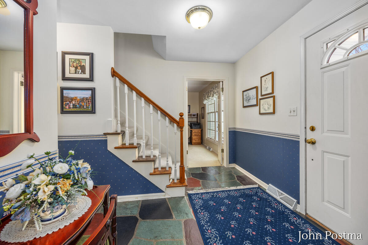 2401 Okemos Drive SE