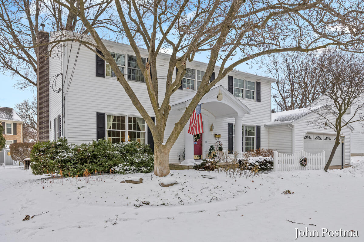 2401 Okemos Drive SE