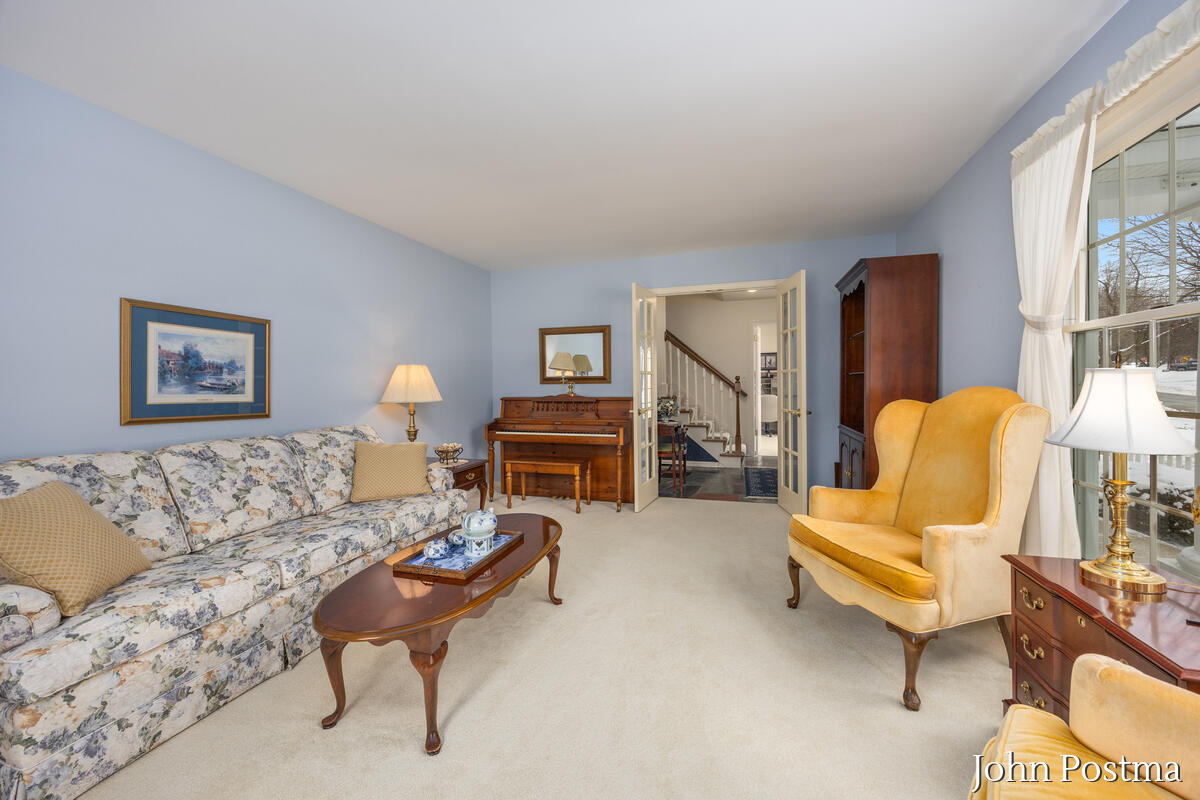 2401 Okemos Drive SE