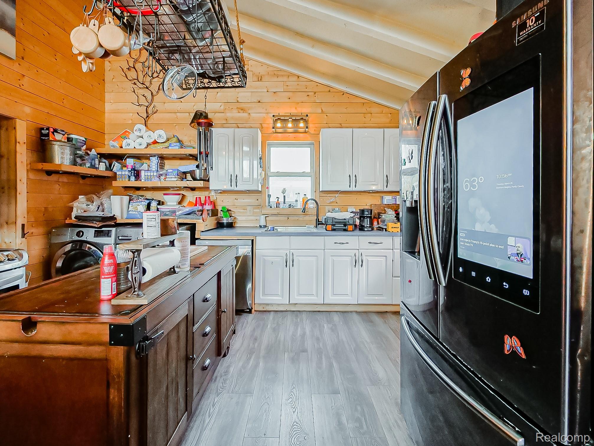 25038 Annapolis Street