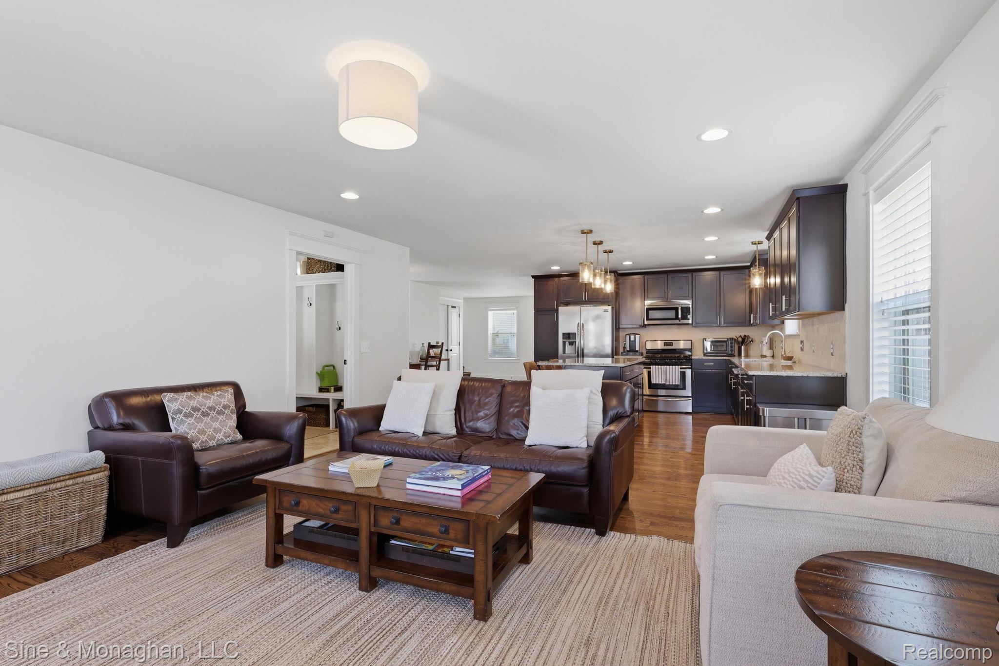 716 Cherry Avenue