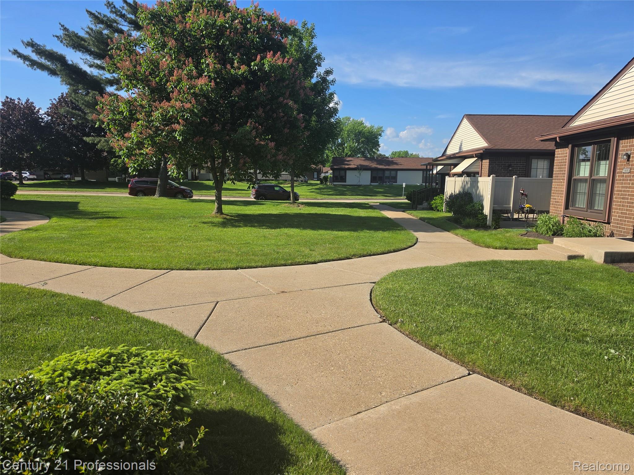 40318 Newport Drive