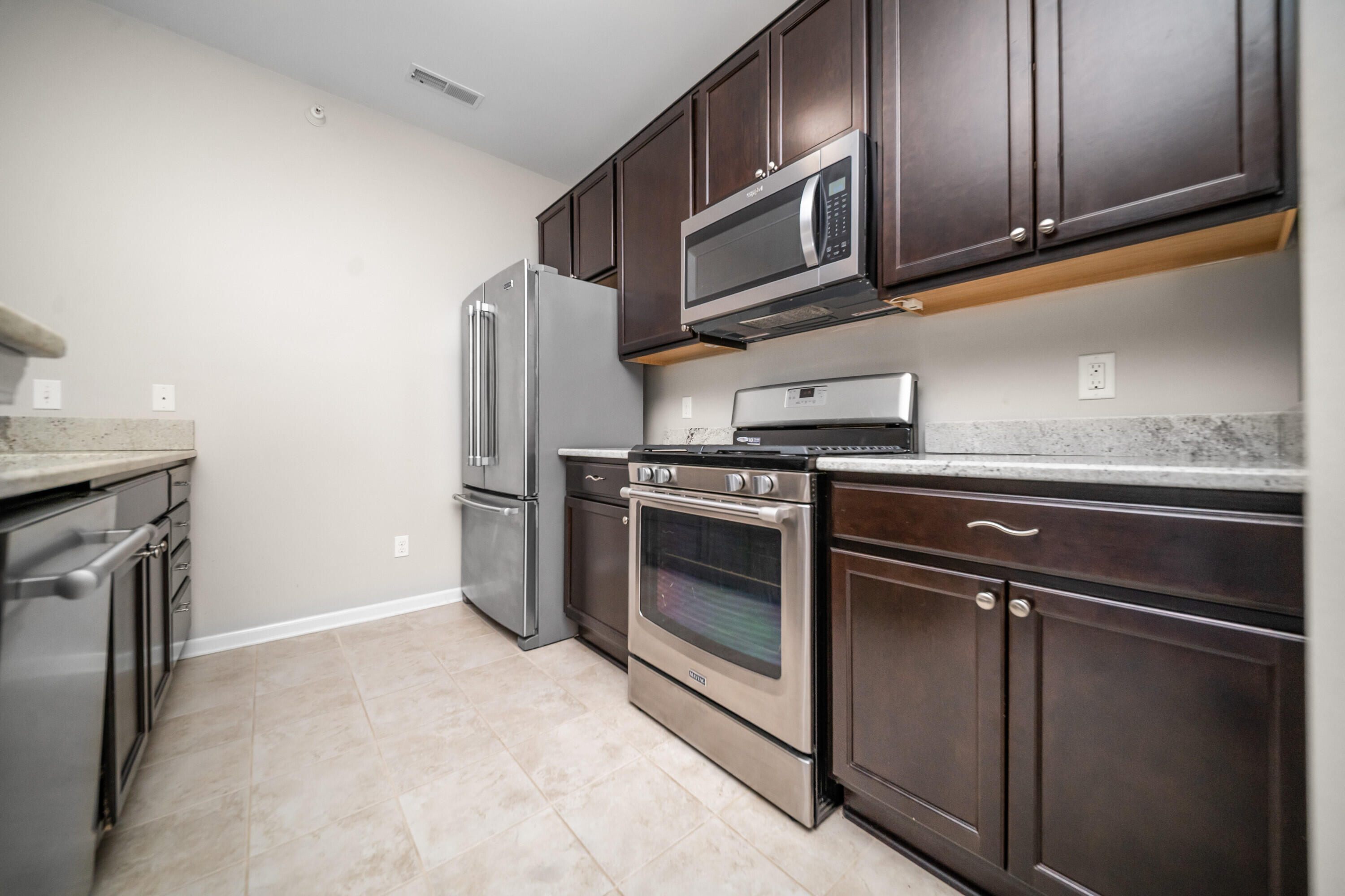 1013 E Summerfield Glen Circle 45
