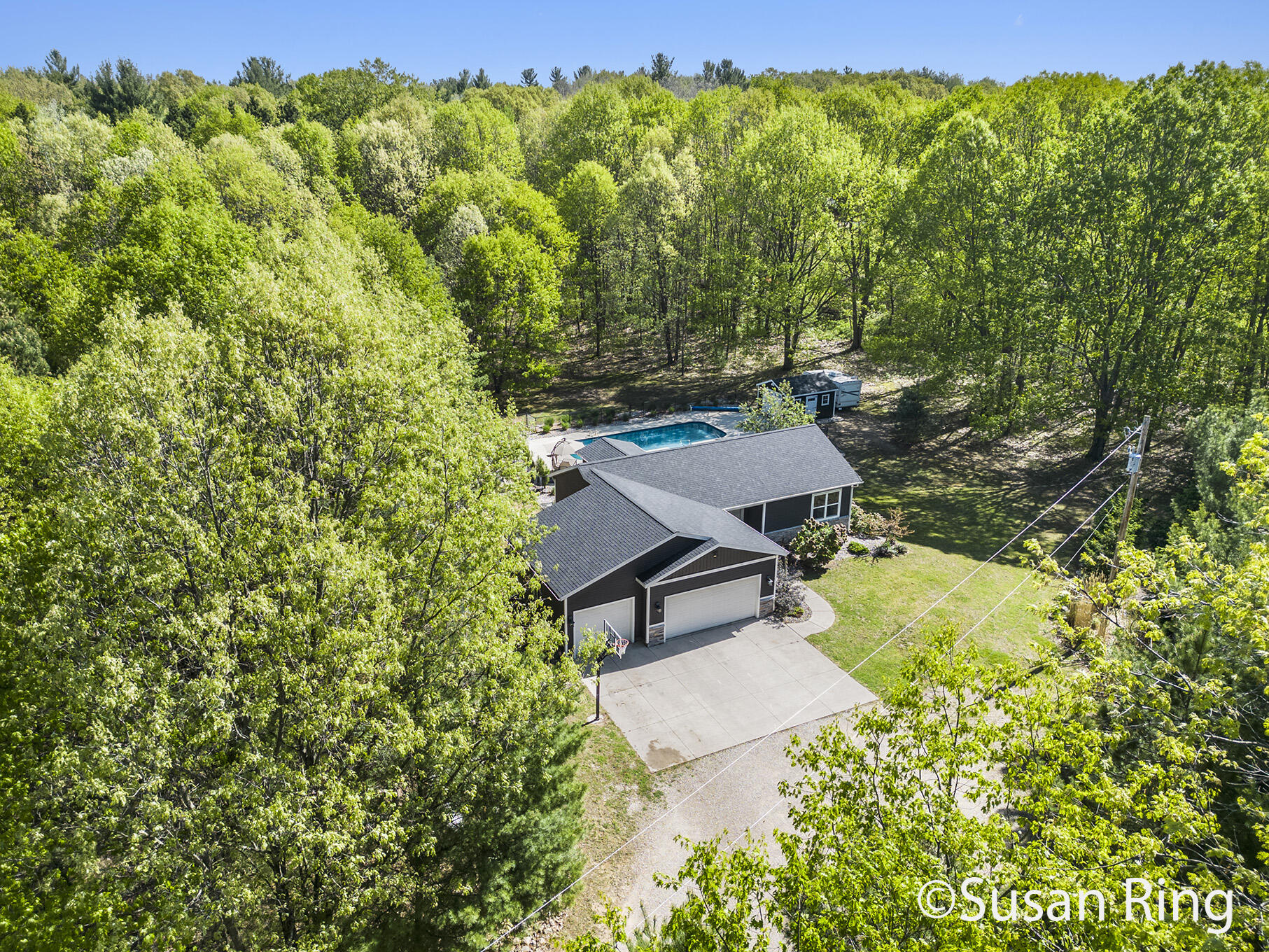 Algoma Township, Michigan 49341, United States, 3 Bedrooms Bedrooms, ,2 BathroomsBathrooms,Residential,Pending,144791