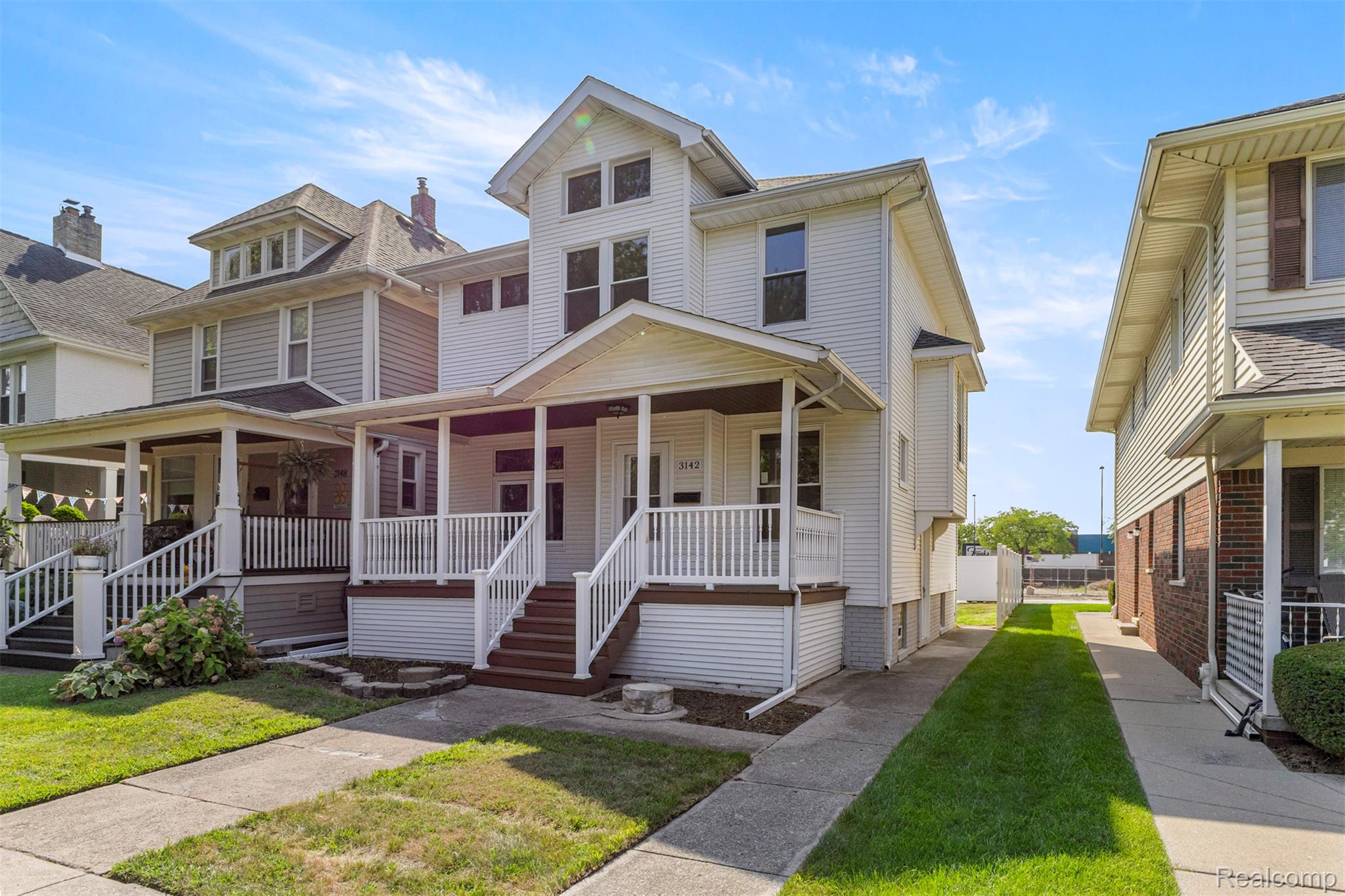 3142 Van Alstyne Street