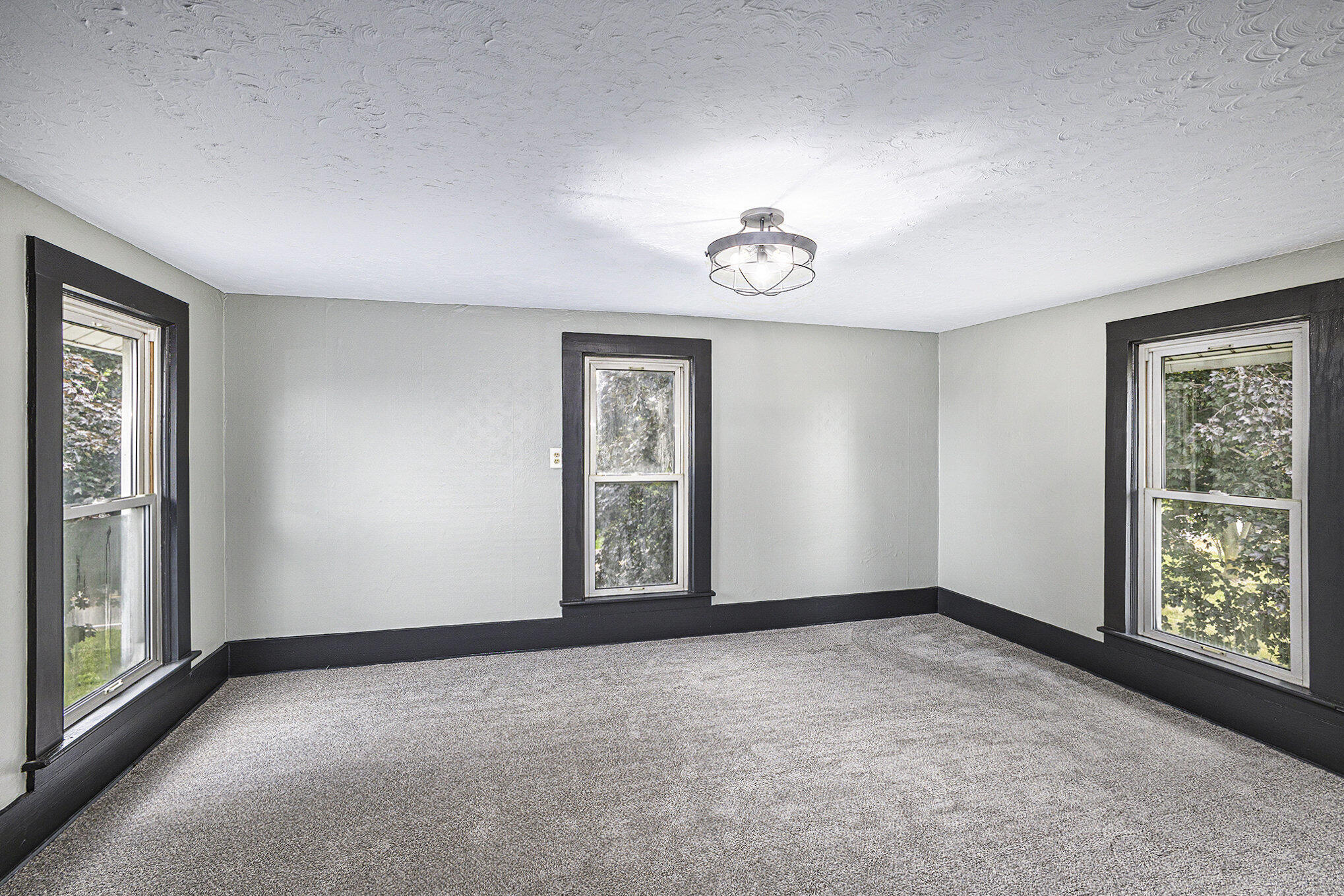 Quincy Township, Michigan 49082, United States, 3 Bedrooms Bedrooms, ,1 BathroomBathrooms,Residential,Active,221482