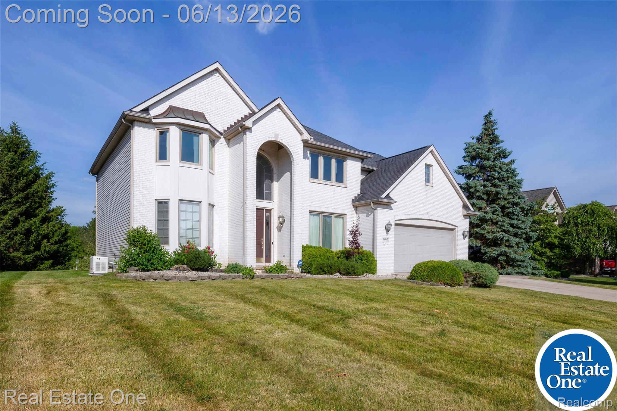 857 Saint James Park Avenue