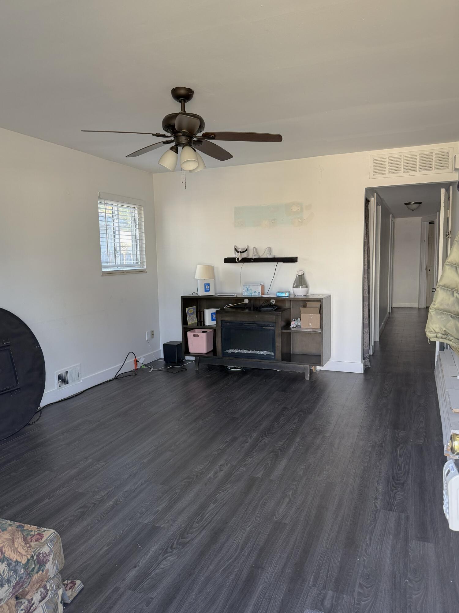 1704 E Meyers Avenue