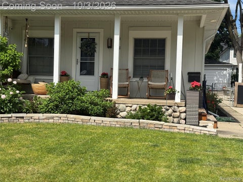 Photo of 313 N Castell Avenue, Rochester City, MI 48307 (MLS # 20261078095)