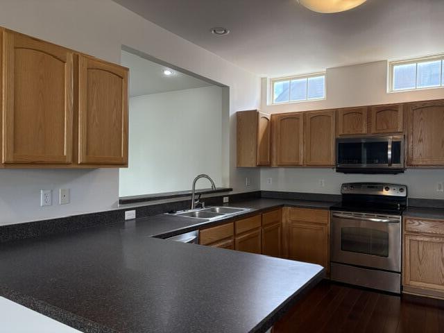 5888 Villa France Avenue