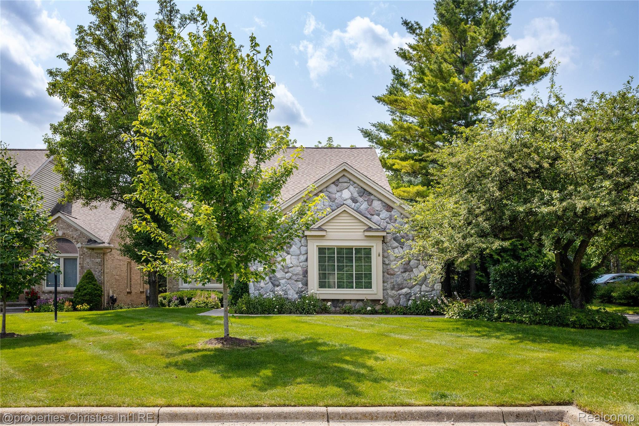 45330 Stonehedge Drive 2