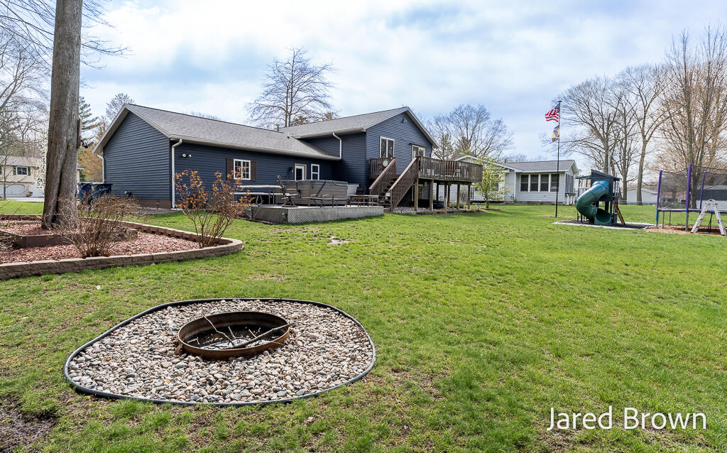 19159 Pine Grove Court