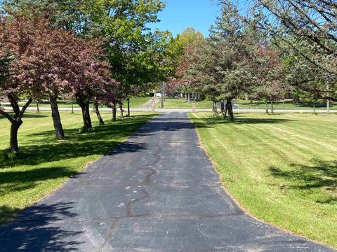 Tiny photo for 52590 North Avenue, Macomb Township, MI 48042 (MLS # 58050209516)