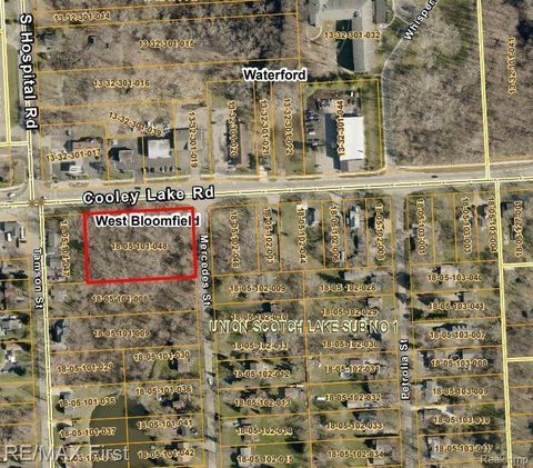 000 Cooley Lake West Bloomfield Charter Township MI 48324