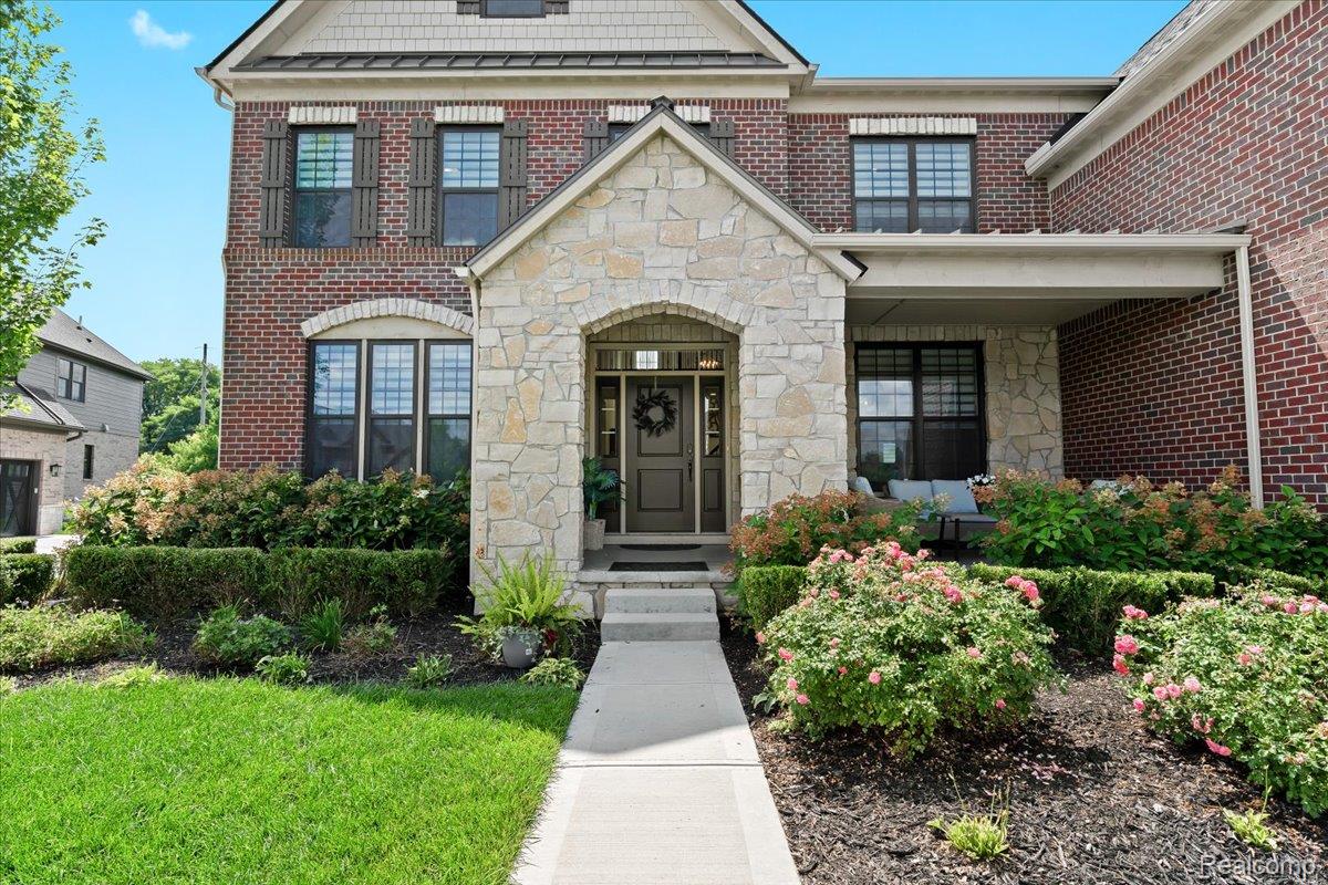 47695 Wales Court