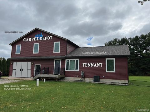 7878 E Michigan-36 Hamburg Township MI 48139