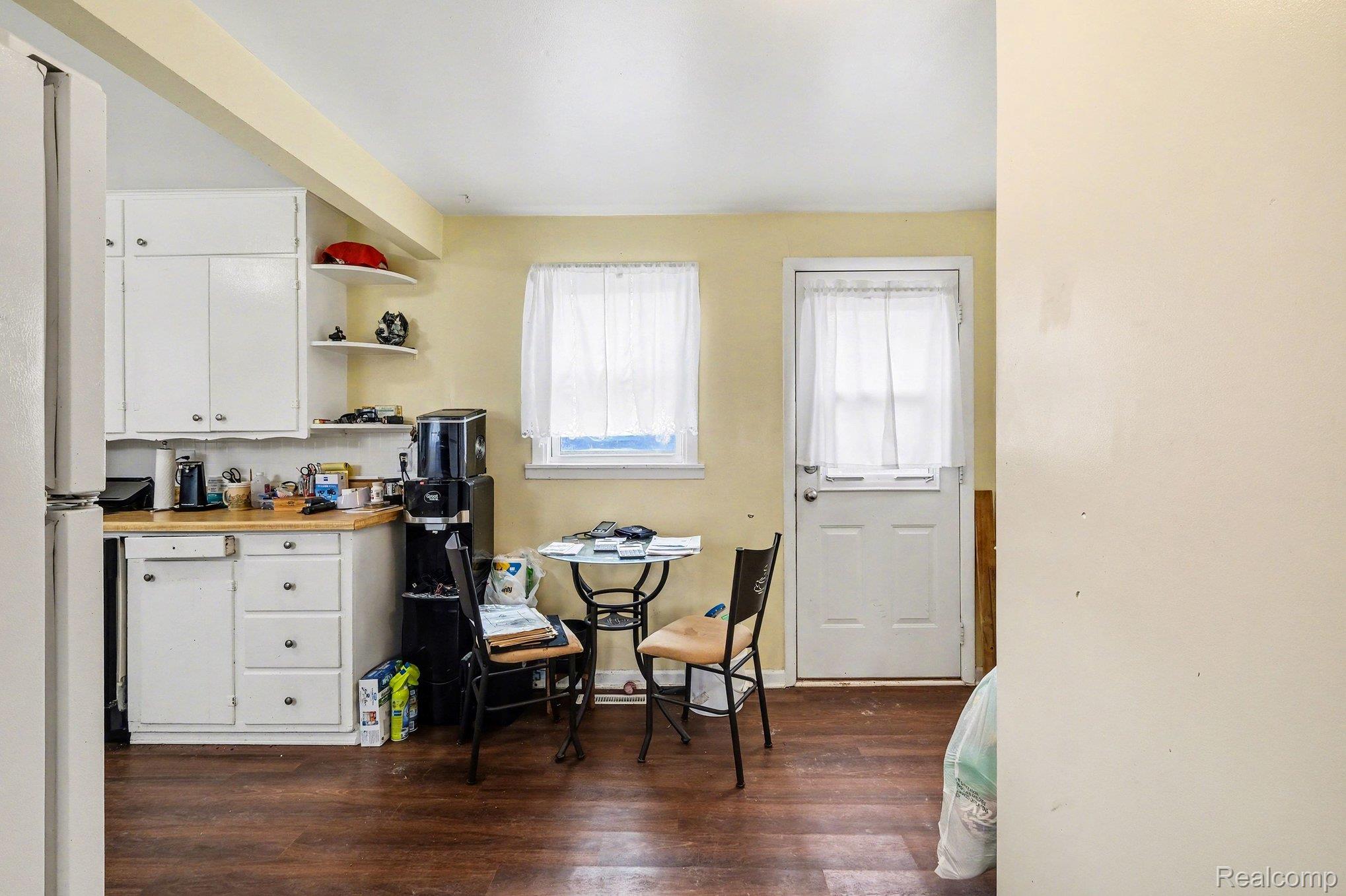 3316 Lockhead Street