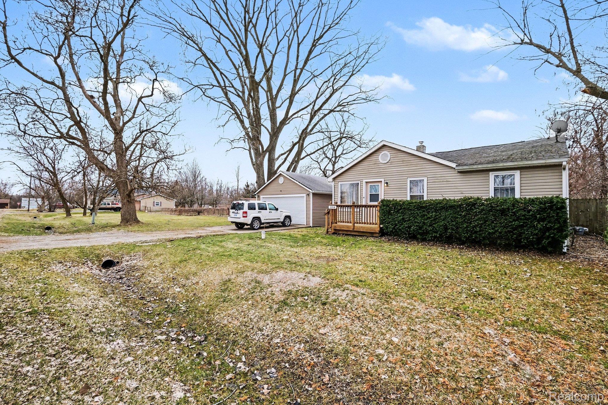 3316 Lockhead Street