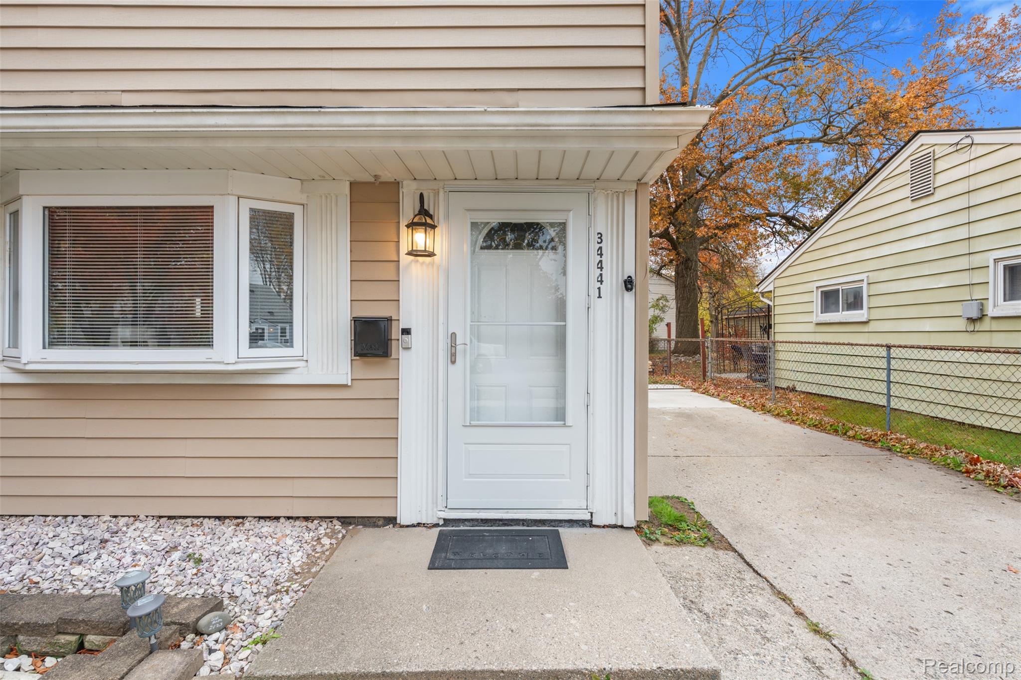 34441 Phyllis Street