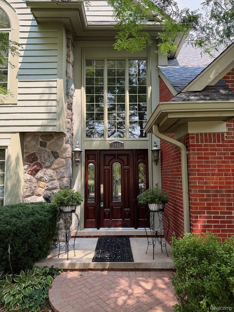 3486 Shakespeare Drive