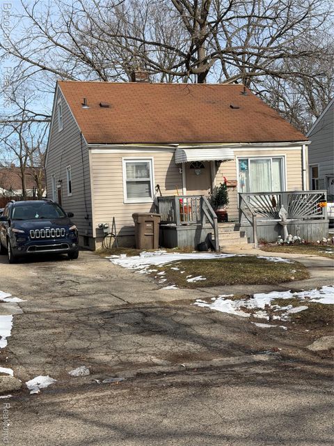 643 E Mansfield Avenue Pontiac City MI 48340