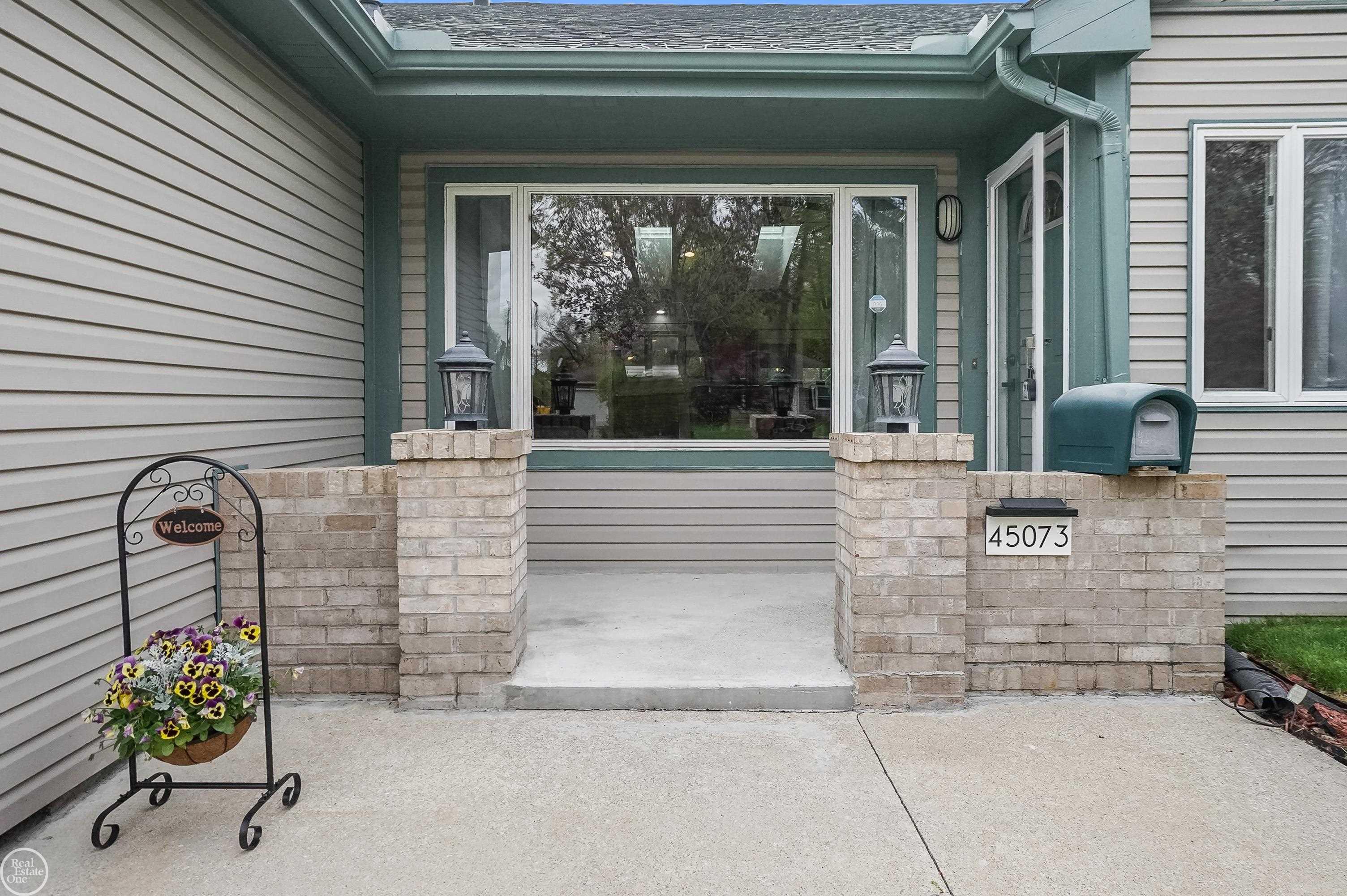 45073 Grant Park