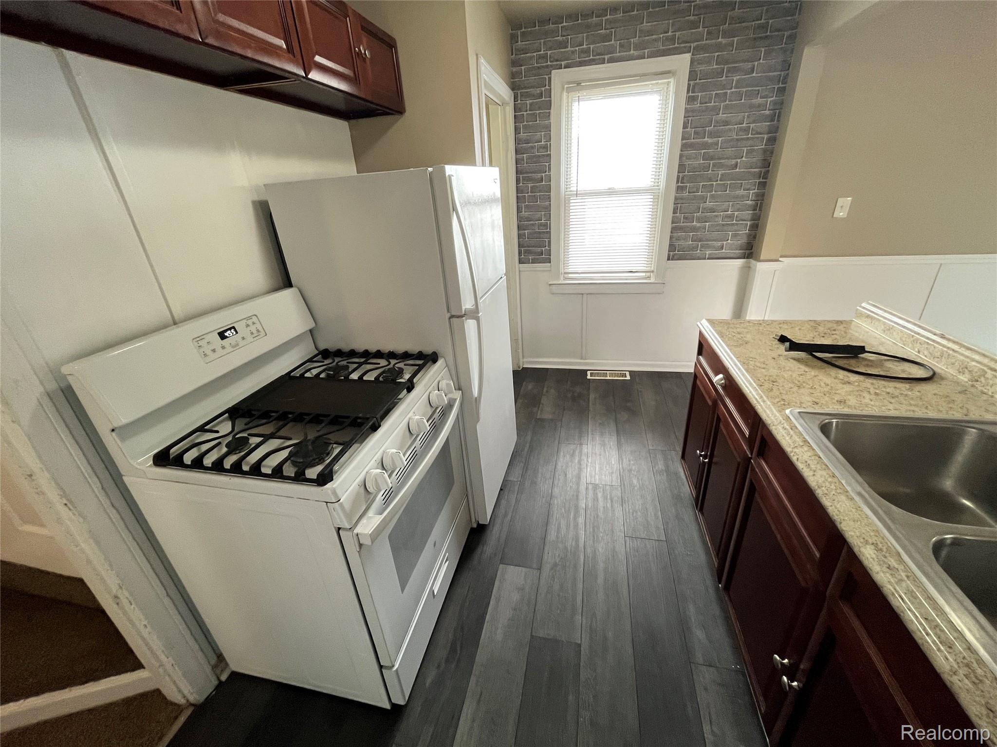 7552 WESTMINSTER Avenue