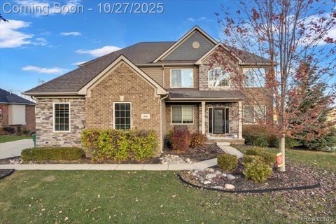 Photo of 496 Overlook Drive, Oxford Charter Township, MI 48371 (MLS # 20251048854) Photo of 496 Overlook Drive, Oxford Charter Township, MI 48371 (MLS # 20251048854)