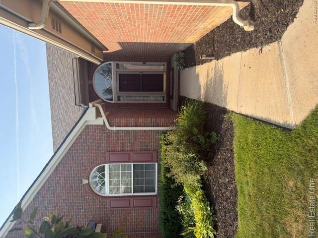 830 WOODHAVEN