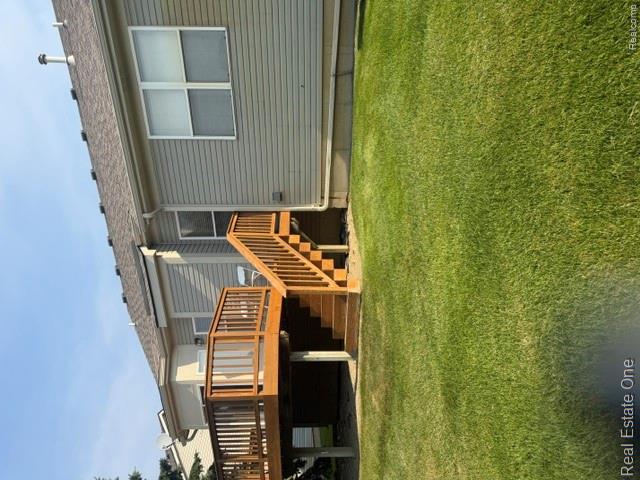830 WOODHAVEN