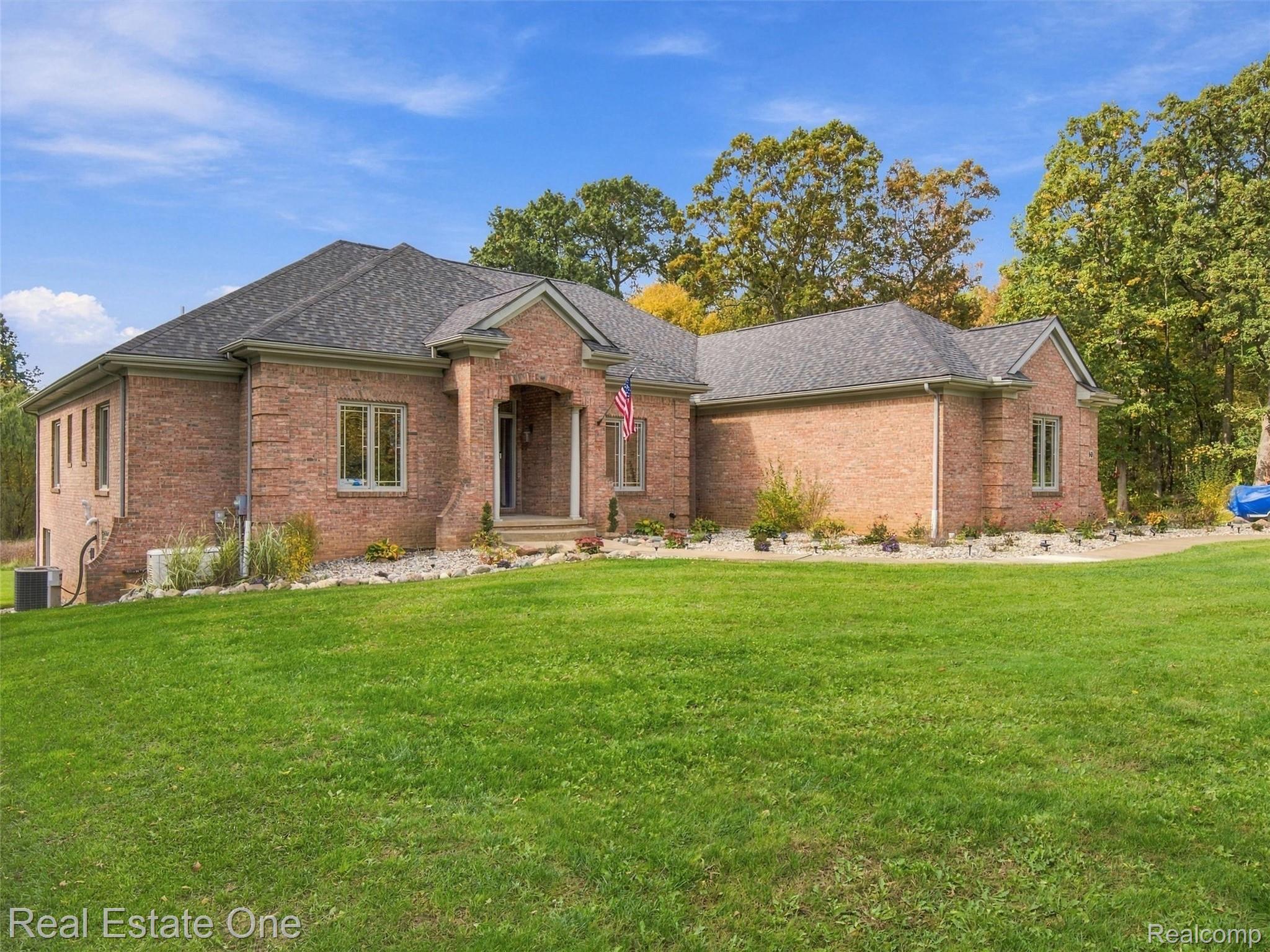2840 Eric Drive
