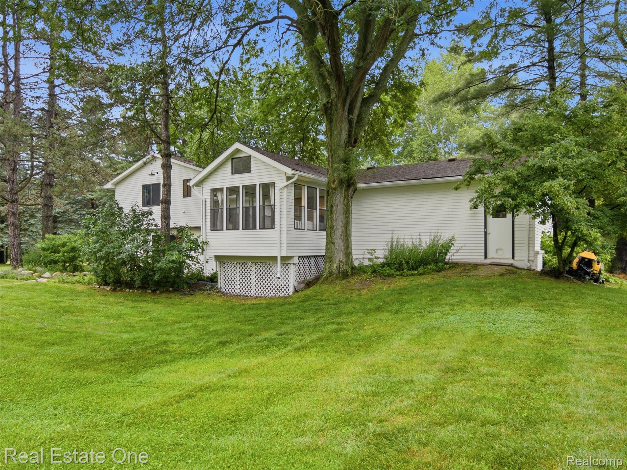 3206 Allen Road