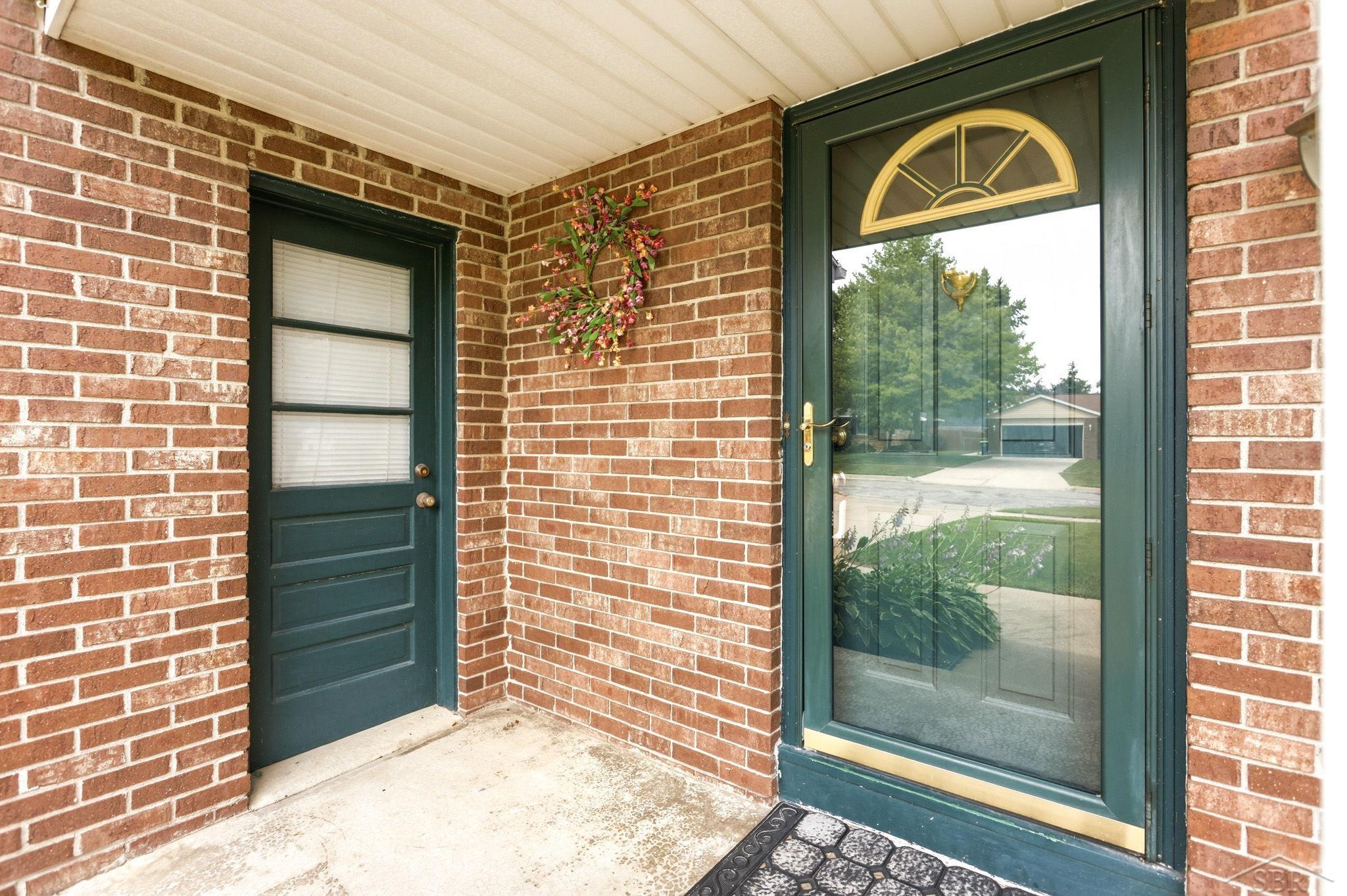 5873 Thistle Drive