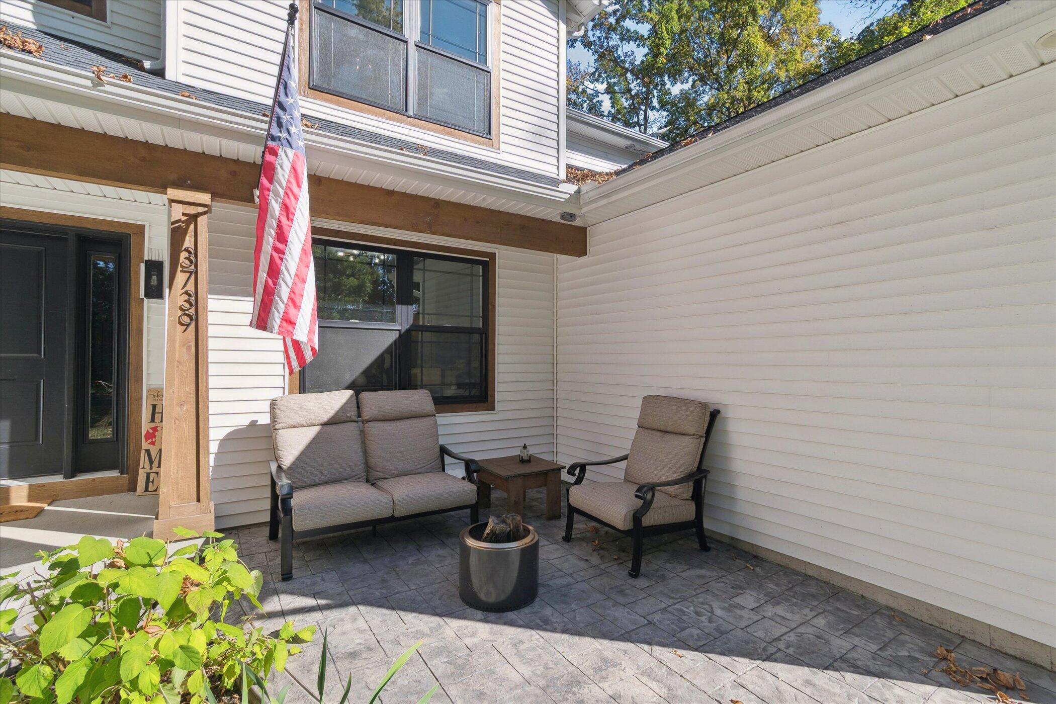 3739 Lake Bluff Drive