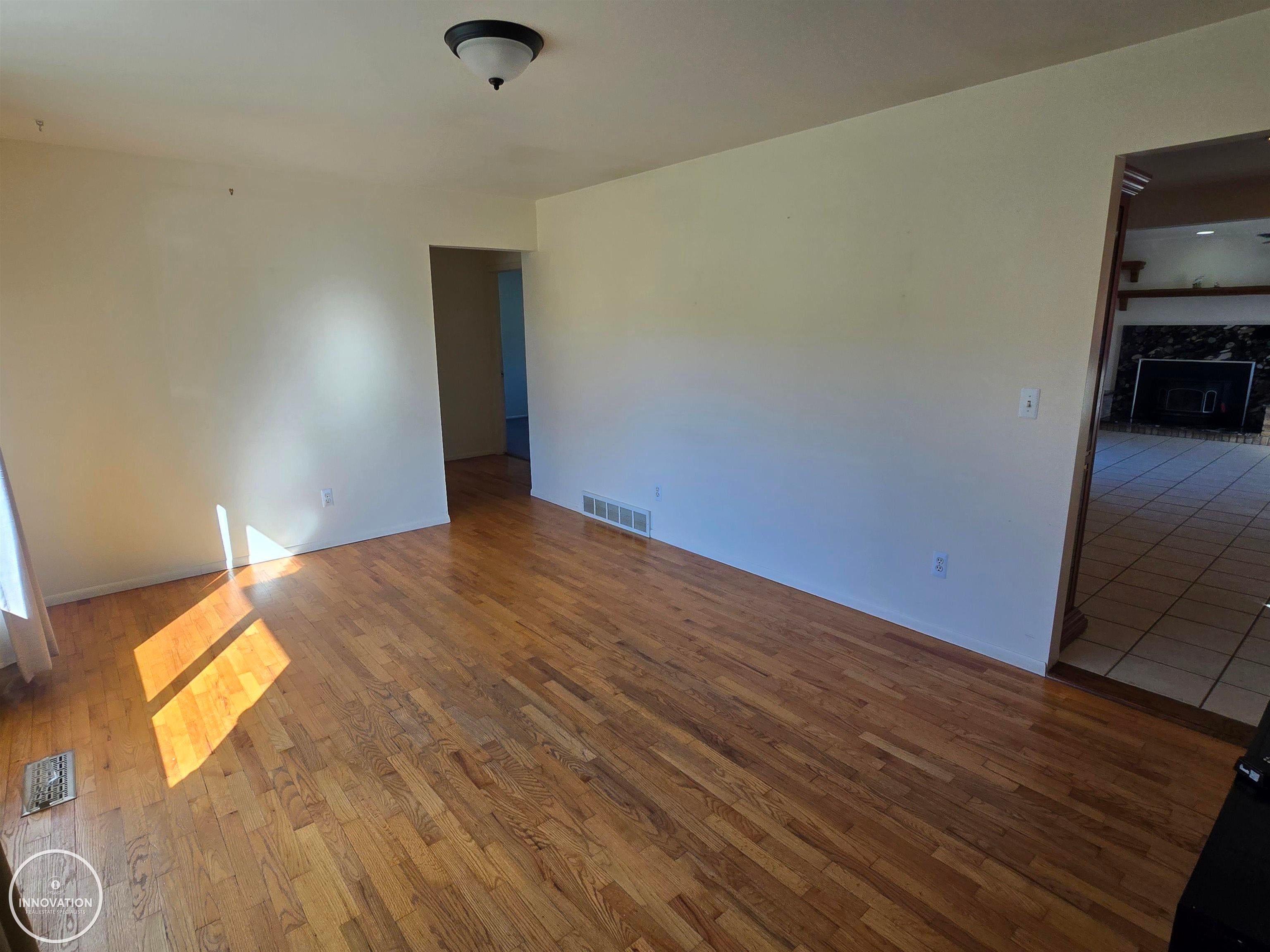 26040 Thomas Street
