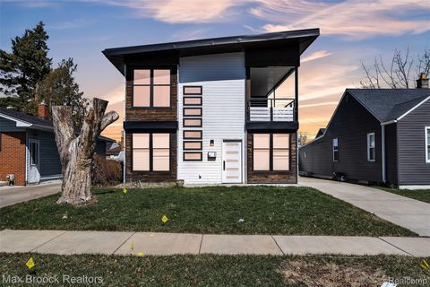 51 E Shevlin Avenue Hazel Park City MI 48030